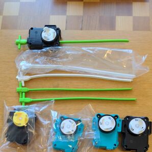 ベイブレードX ロングワインダーランチャー 5個セット 4個未使用品、1個使用品(3回程度の使用)
