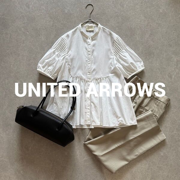 UNITED ARROWS EMBOS ピンタック ショートスリーブブラウス