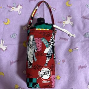 ハンドメイド★新作★ペットボトルホルダー★保冷保温・水筒カバー・未使用 600ml・700mlにも使用可・お値下げ中