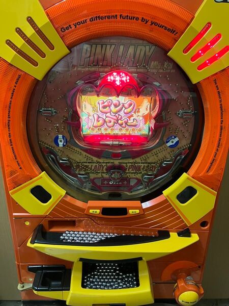 【送料込】CRピンクレディ パチンコ実機 パチンコ