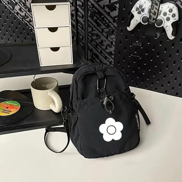 MARY QUANT ポシェット ミニショルダーバッグ ポーチ コンパクト スマホショルダー ナイロン ブラック