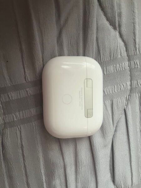 AirPods pro2 AirPods プロ アップル 箱ありません ESRケースつけます