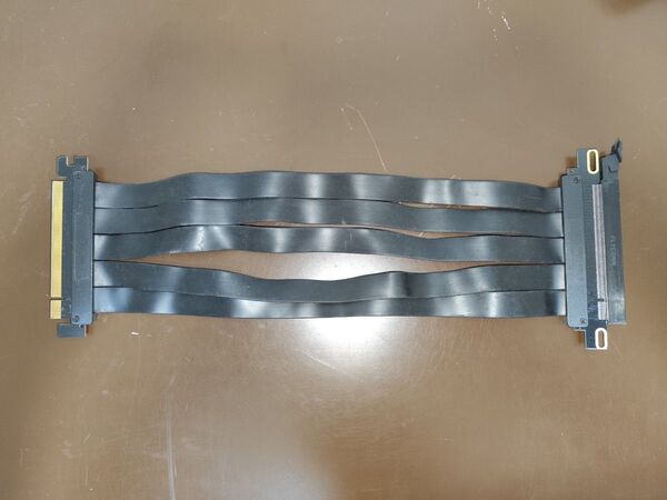 リバース ライザーケーブル ストレートコネクタ PCI-E Gen3.0 16x 約30cm EZDIY-FAB ライザーカード