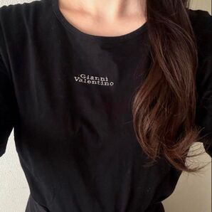 Gianni Valentino ブラックTシャツ