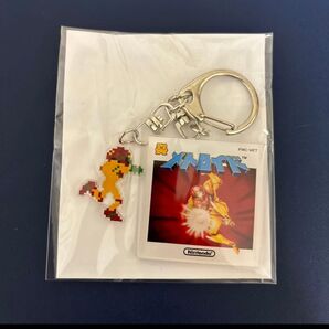 ファミコン世界大会 メトロイド キーホルダー