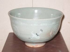 中村与平 青磁雲鶴 幅12.2cm×高さ7.7cm 銘椀 茶碗 紙箱付き 茶道具 陶器 お稽古用