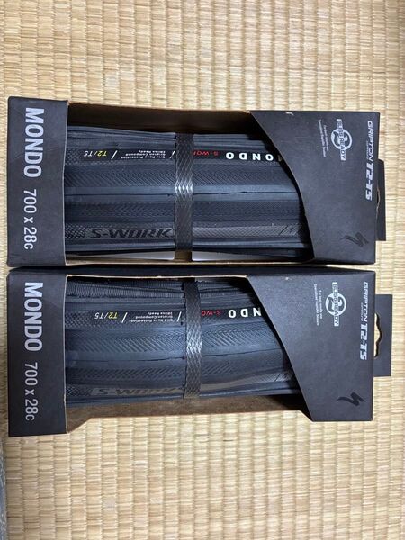 新品 廃盤 S-WORKS MONDO チューブレスレディー タイヤ 28c 2個セット SPECIALIZED(スペシャライズド