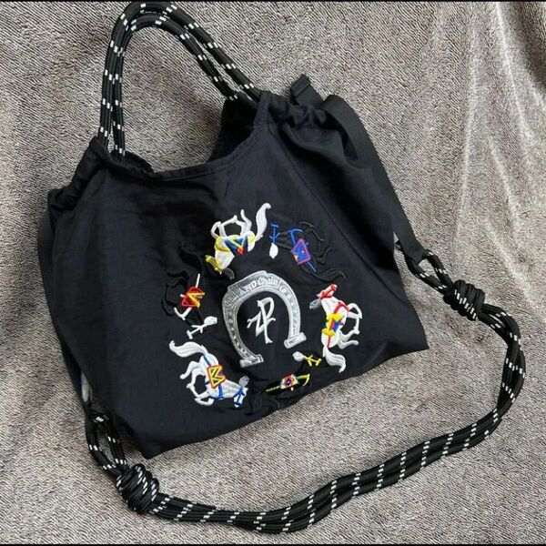 新品 刺繍 トートバッグ ナイロンバッグ エコバッグ 軽量 ショルダーストラップ付き ブラック