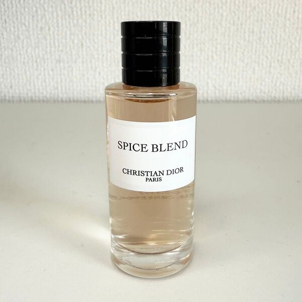 【新品】メゾンクリスチャンディオール スパイスブレンド 香水 7.5ml
