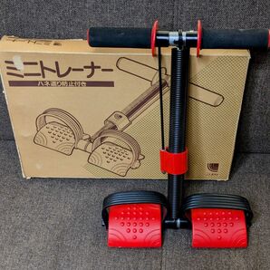 締切間近でお値下げ中!日頃の運動不足解消に最適! ミニトレーナー 赤/黒