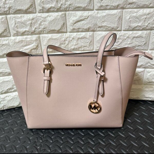 【美品】MICHAEL KORS マイケルコーストートバッグ ピンク 通勤通学