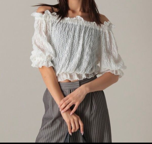FOREVER 21 フォーエバー21 カットレース オフショルブラウストップス オフショルダー 2way