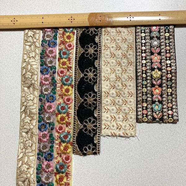 NO.120 インド刺繍リボン ハギレセット お得