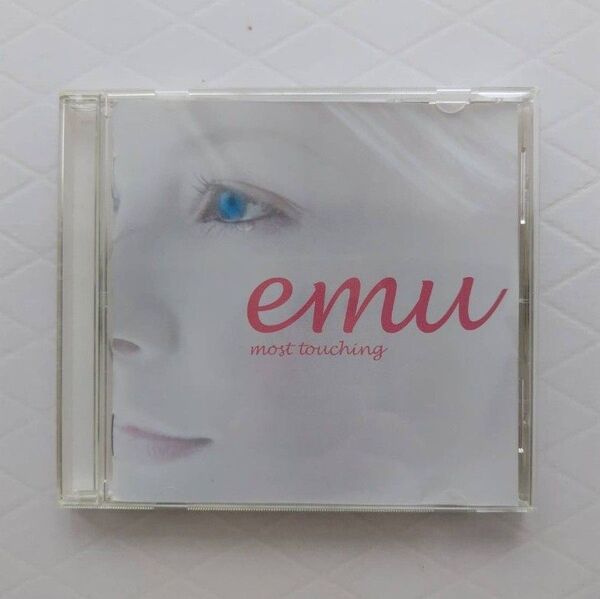 テーマソングの、BGMを集めたCD 『emu most touching』