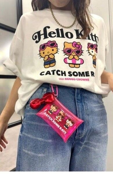 サンリオコラボ バカンスキティTシャツ ホワイト 日焼けキティ