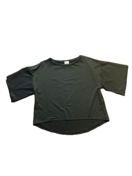 トップス カットソー Tシャツ 半袖 黒