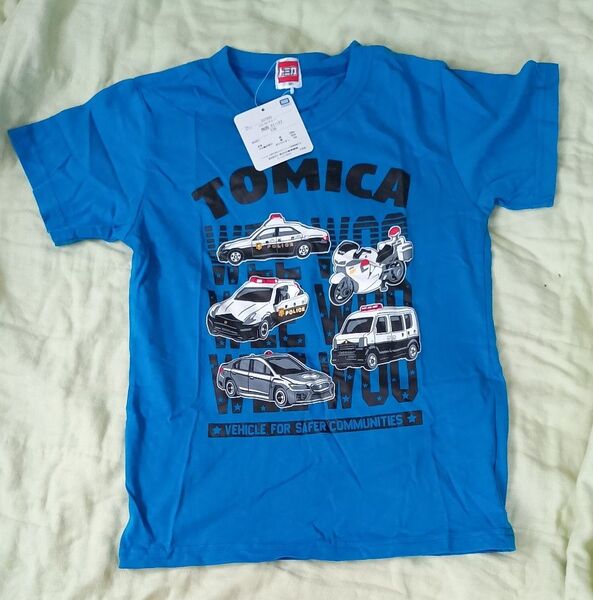トミカ Tシャツ 半袖 130 未使用