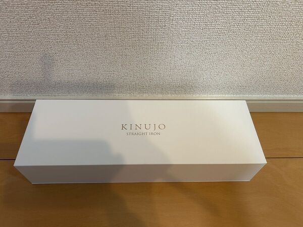 【新品未開封品】 絹女 KINUJO LM225 ストレートヘアアイロン ホワイト