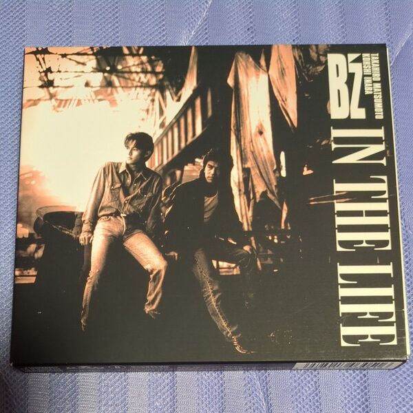 B'z IN THE LIFE 初回限定盤 ALONE