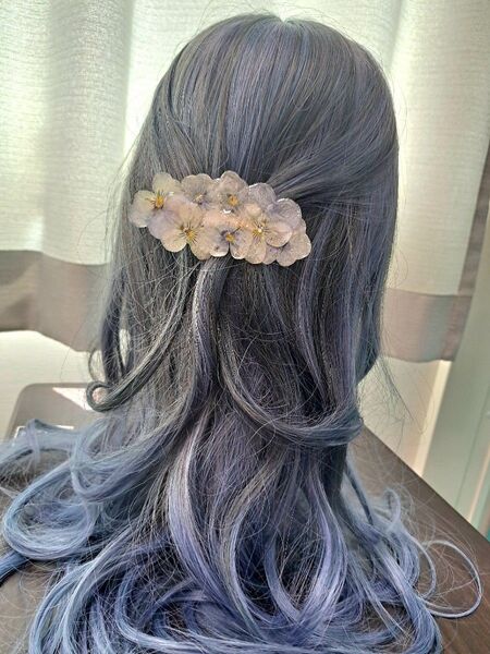 ハンドメイド ビオラ フラワーヘアクリップ 押し花 レジン