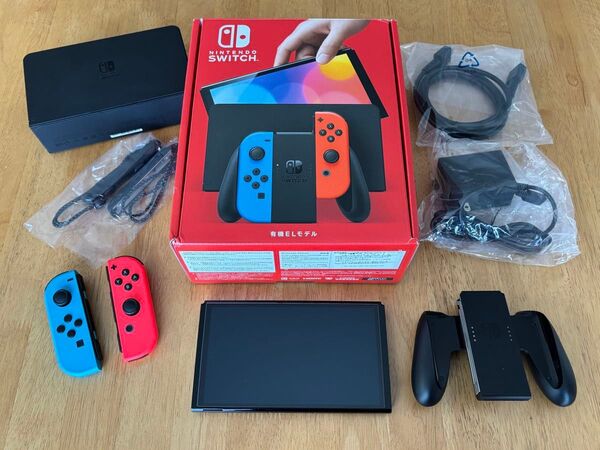 【Nintendo Switch】ニンテンドースイッチ 有機ELモデル ネオンレッド・ブルー 欠品無し 中古美品