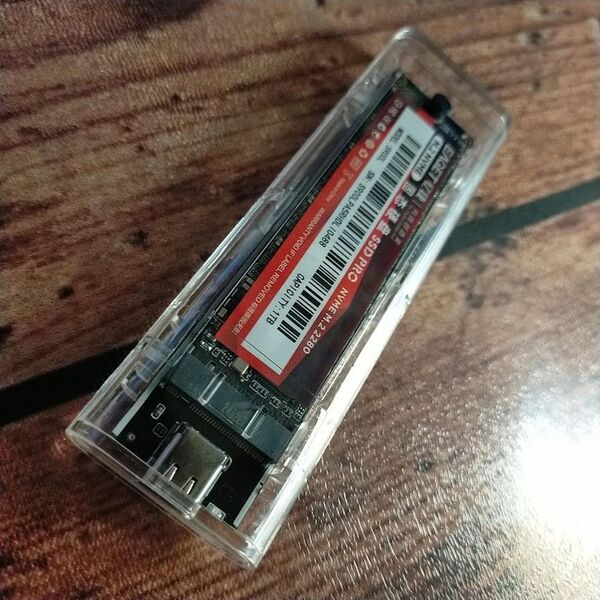 NVMe M.2 SSDケース クリア 透明 USB3.2 Gen2 転送速度10Gbps