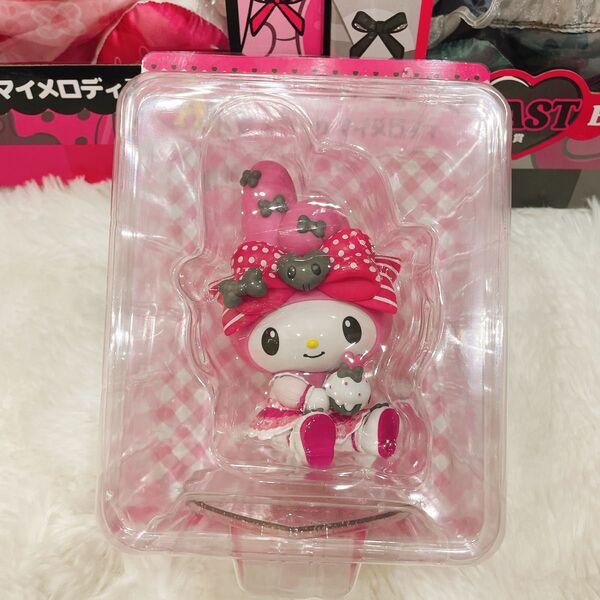 サンリオ happyくじ クロミ マイメロ おすわりマイメロディ フィギュア