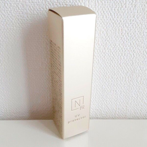 【新品・未開封】N organic Nオーガニックブライト トーンアップ UVプロテクター 化粧下地 9g
