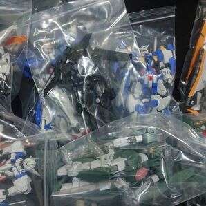 ガンプラ ジャンク品 1/100ダブルオー系 当時品 8体セット
