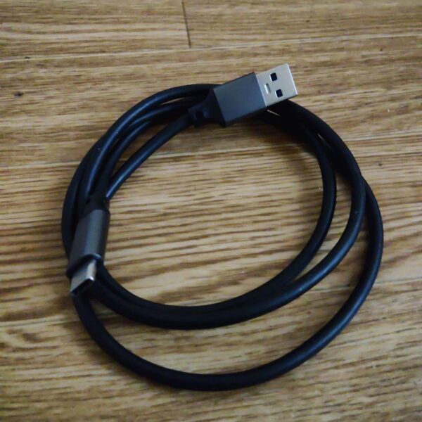 USB-A to USB-Cケーブル 約1メートル