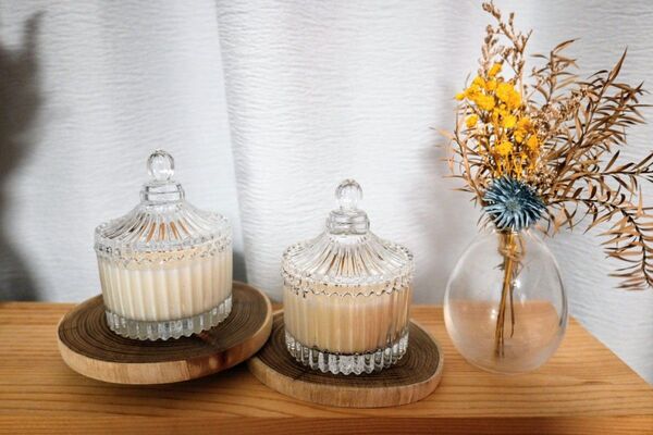 ハンドメイド アロマキャンドル(木芯) 2個セット