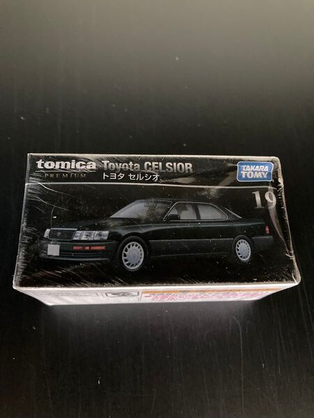 トミカプレミアム 19 トヨタ セルシオ 廃盤 絶版
