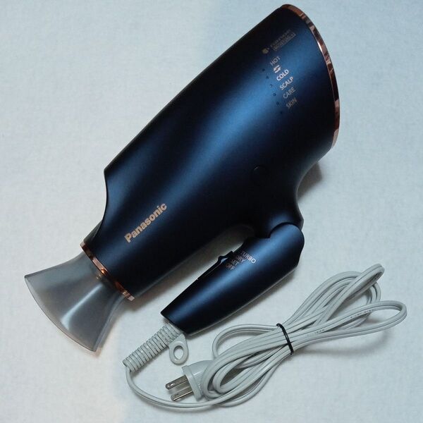 Panasonic ナノケア EH-CNA0E