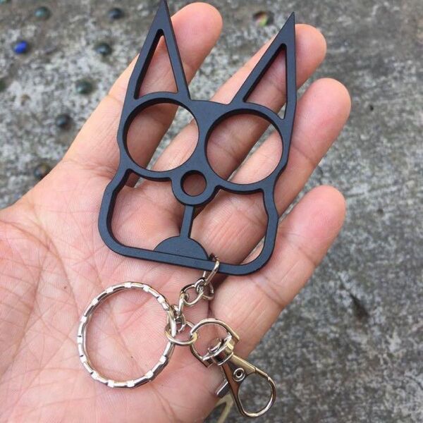 メリケンサック型金属キーホルダー ブラック猫 女性用 護身用 装飾 ファッション