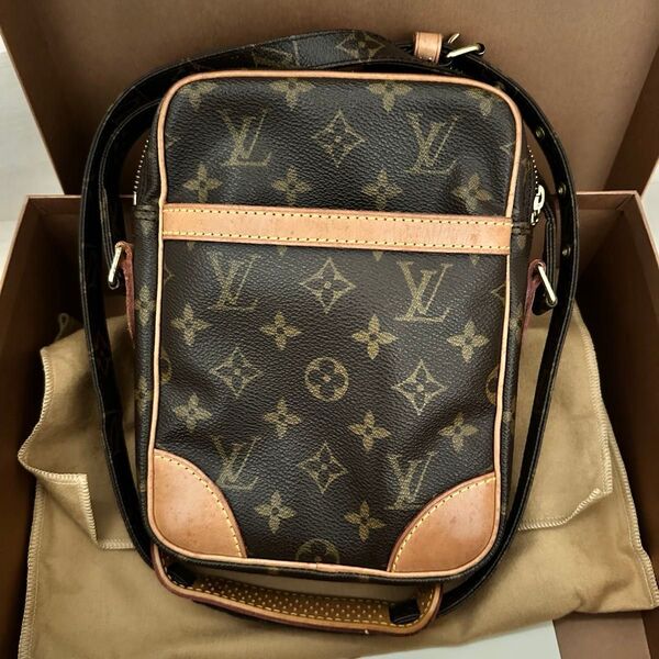 ルイヴィトン ショルダーバッグ ダヌーブ モノグラム 斜め掛け LOUIS VUITTON