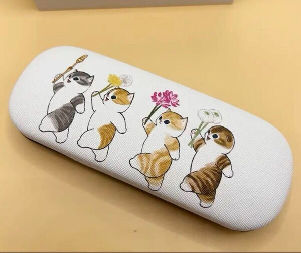 【新品未使用】mofusandモフサンド メガネケースお花デザイン