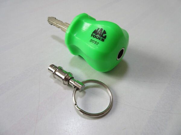 新ロゴ 加工済マックツール 改造グリップキーホルダー 緑