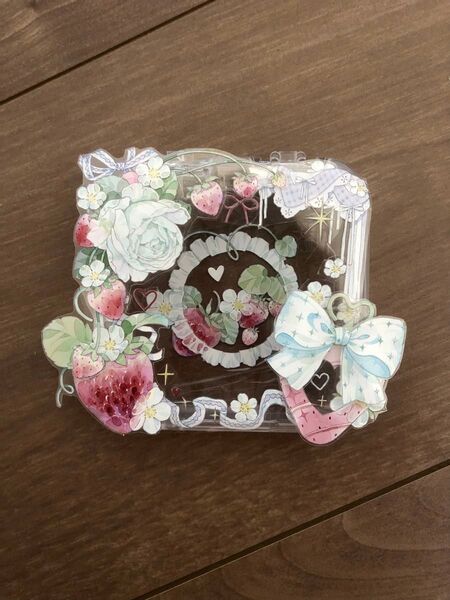 【R02】缶バッチ収納ケース 小物入れケース ハンドメイド