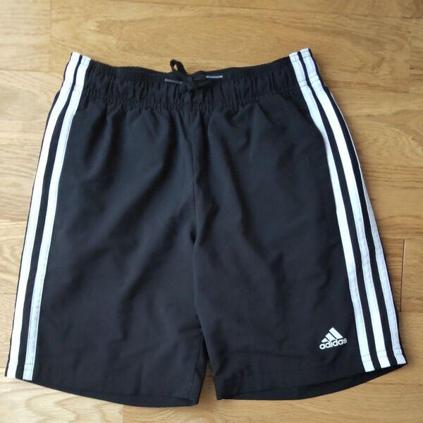 adidas アディダス キッズハーフパンツ 150cm