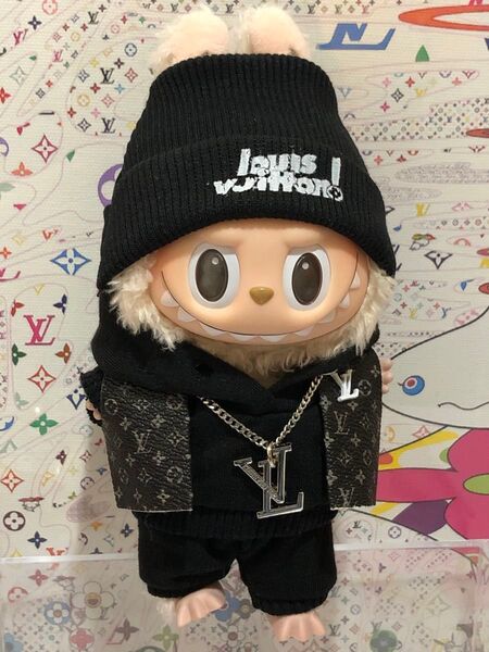 ラブブ labubu LV服 ニット帽 パーカー ベスト ネックレス パンツ 5点セット おまけ袋つきPOPMART