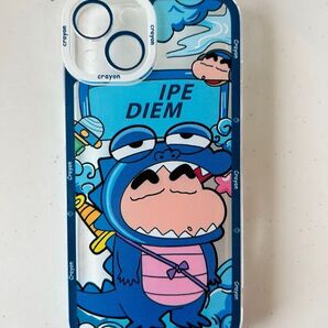 【新品】クレヨンしんちゃん iPhone14ケース ブルー ワイヤレス充電対応 おしゃれ 可愛い 軽量 耐衝撃 ソフトケース