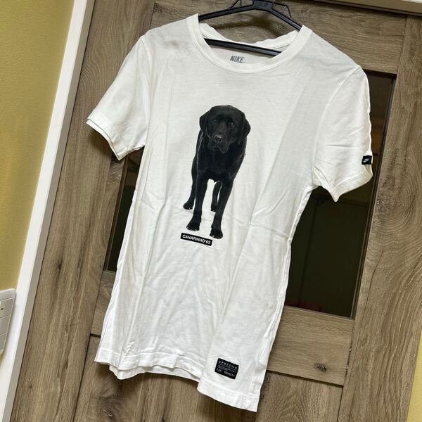 NIKE 黒ラブ 犬Tシャツ