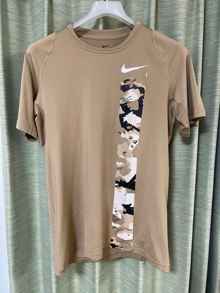 NIKE ナイキ DRI-FIT Tシャツ 迷彩柄 ベージュ ブラウン サイズL 半袖Tシャツ