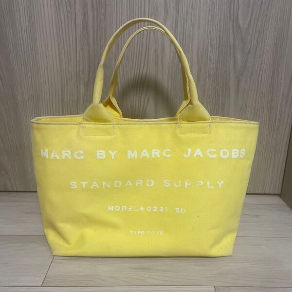 MARC BY MARC JACOBS トートバッグ イエロー マークバイマークジェイコブス