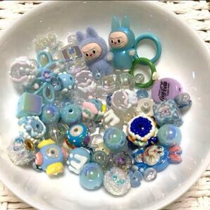 LABUBU ラブブアクリルビーズ☆ペイントビーズ 【ブルー系①】