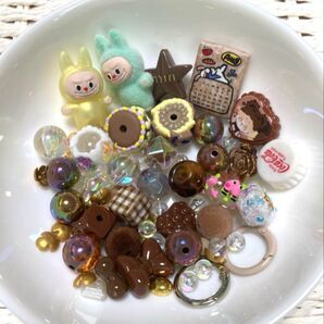 LABUBU ラブブアクリルビーズ☆ペイントビーズ 【ブラウン系②】