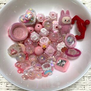 LABUBU ラブブアクリルビーズ☆ペイントビーズ 【ぴんく系①】