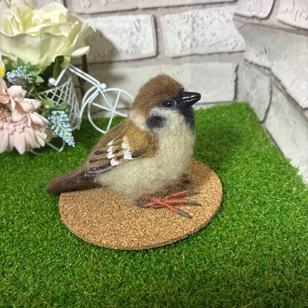 羊毛フェルト スズメ