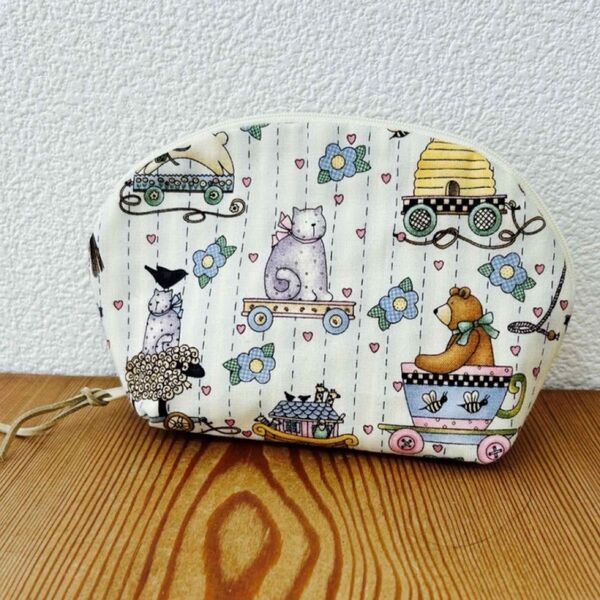 ハンドメイド シェルポーチ 猫柄