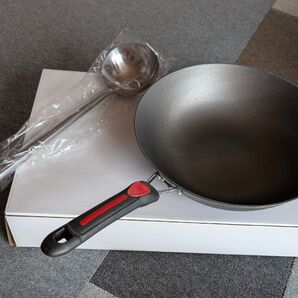 鉄製炒め鍋とおたま セット 未使用